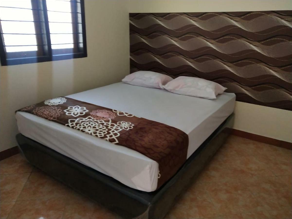 Thalia Guesthouse Ijen - Bromo & Sukamade Tour Banyuwangi  Exterior foto